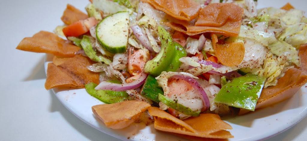 Boustan Côte des Neiges | restaurant | 5700 Chemin de la Côte-des-Neiges, Montréal, QC H3T 2A6, Canada | 5147334999 OR +1 514-733-4999