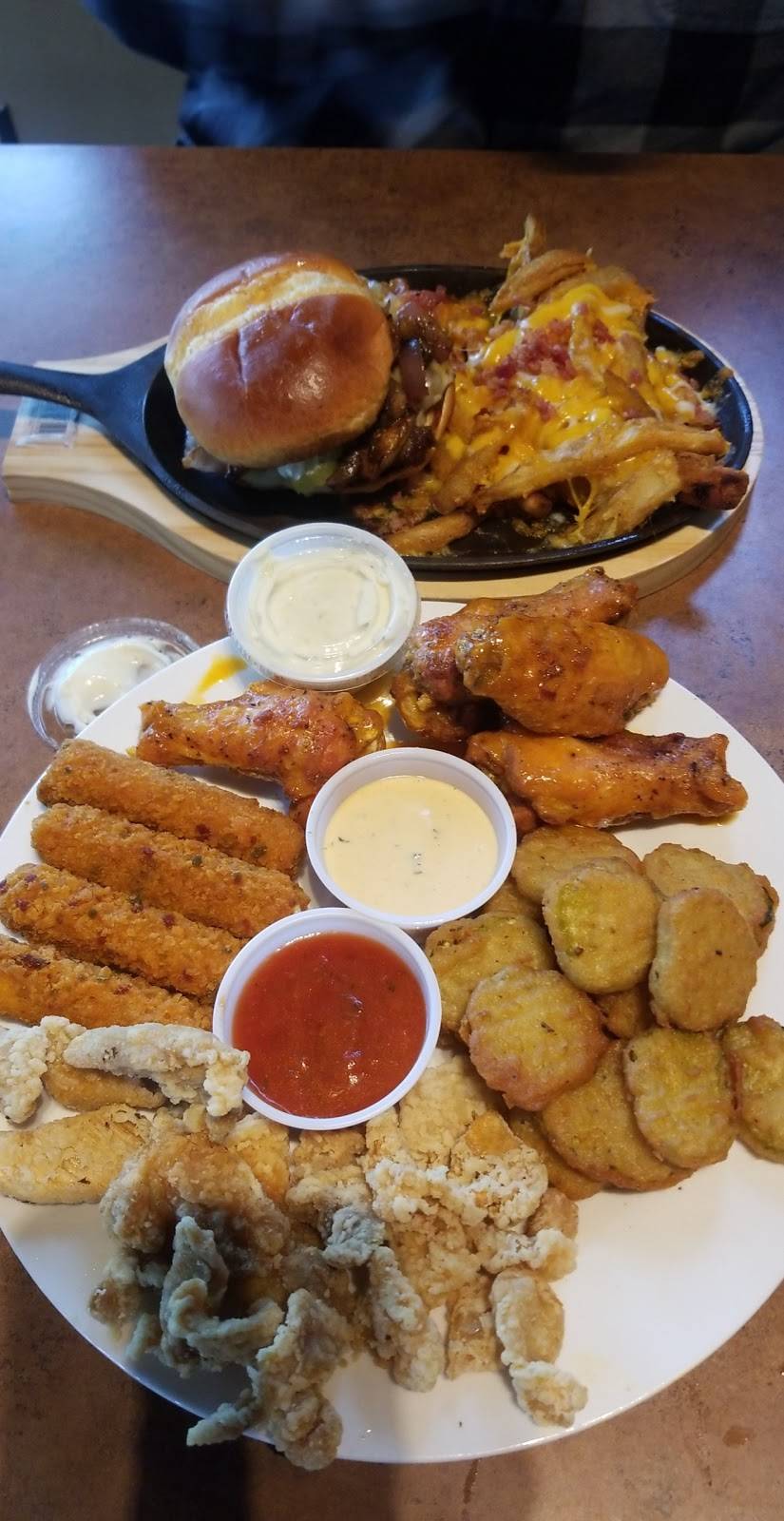 The Bucket | restaurant | 4030 Washington St W, Charleston, WV 25313, USA | 3047464417 OR +1 304-746-4417