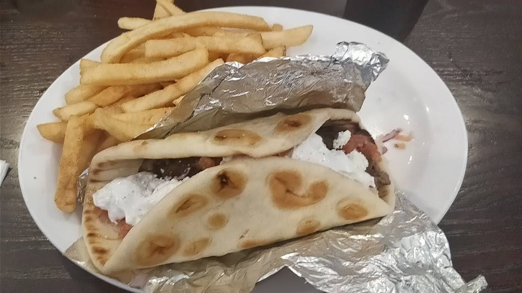 Fontas Pizza Restaurant | restaurant | 2400 8th Ave, Greeley, CO 80631, USA | 9703569200 OR +1 970-356-9200