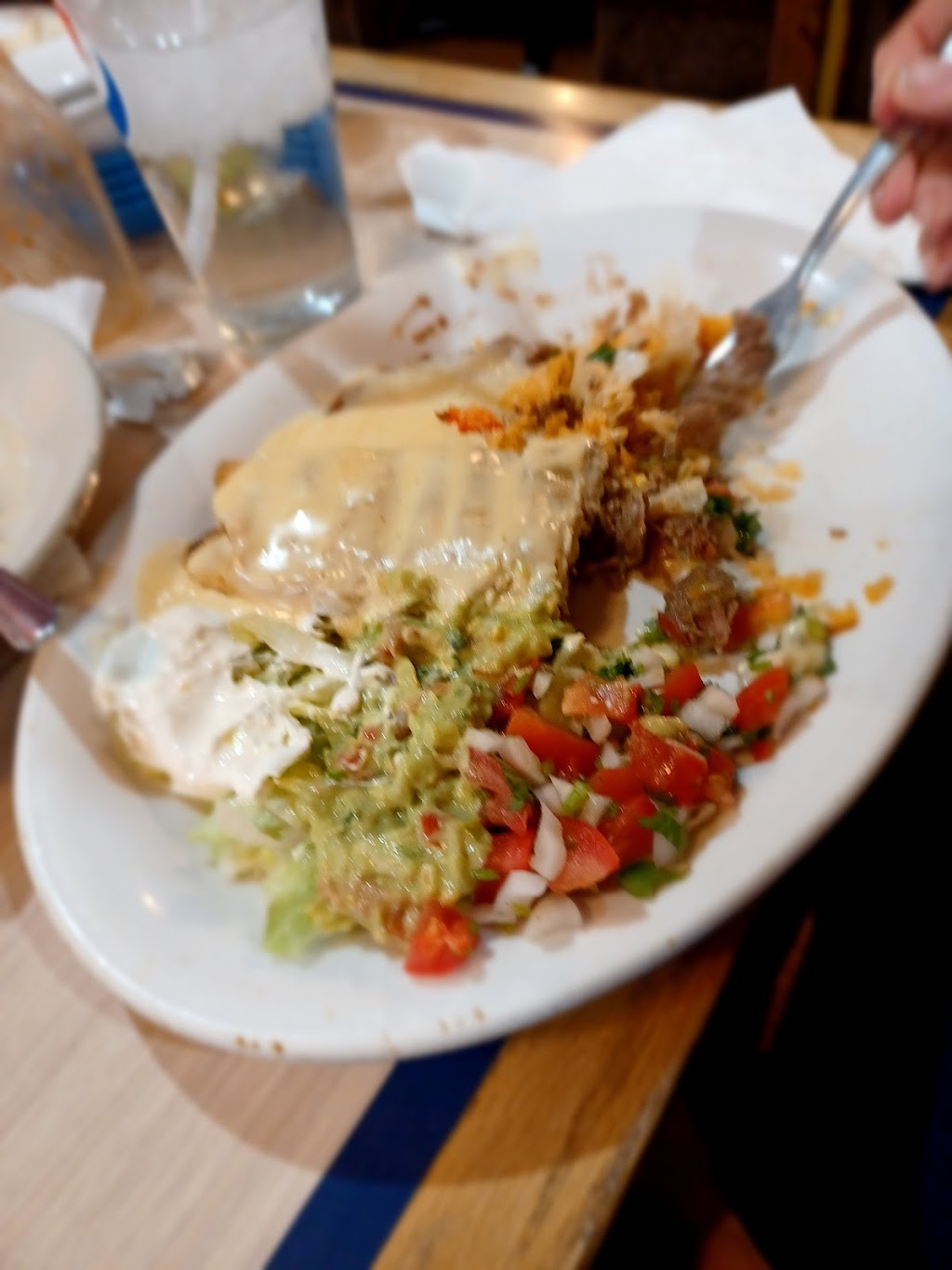 Mi Tierra Restaurant And Cantina | restaurant | 700 E 4th Ave, Hutchinson, KS 67501, USA | 6206626121 OR +1 620-662-6121