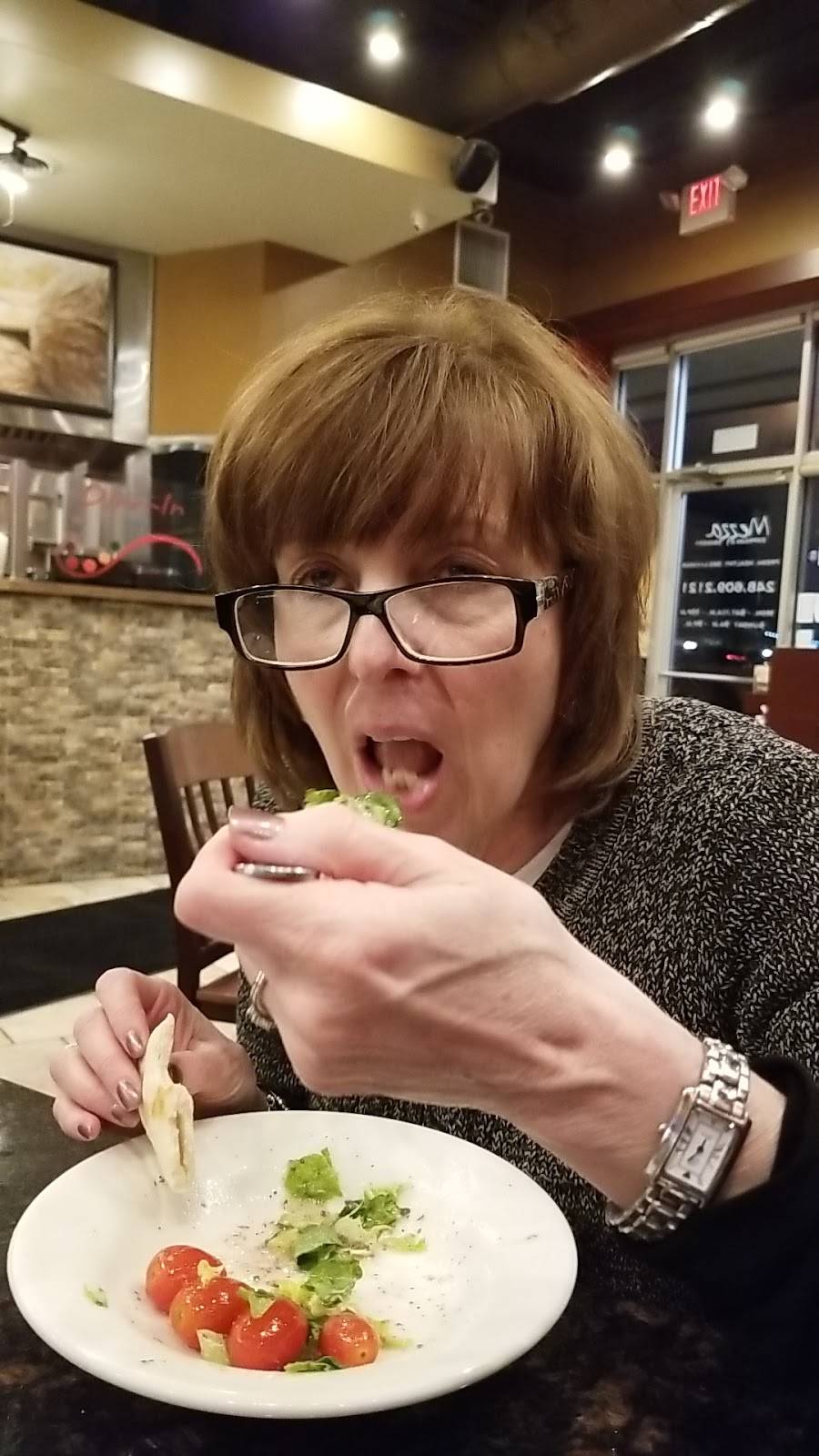 Mezza Mediterranean Grille | restaurant | 1413 North Rochester Road, Rochester Hills, MI 48307, USA | 2486092121 OR +1 248-609-2121