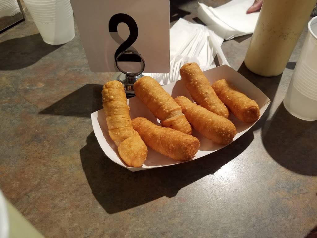 Arepa Venezuelan Kitchen | restaurant | 1405 NE 50th St, Seattle, WA 98105, USA | 2065564879 OR +1 206-556-4879