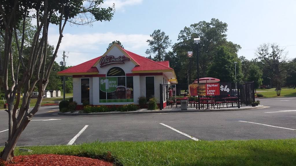 McDonalds | cafe | 301 W Broaddus Ave, Bowling Green, VA 22427, USA | 8046331212 OR +1 804-633-1212