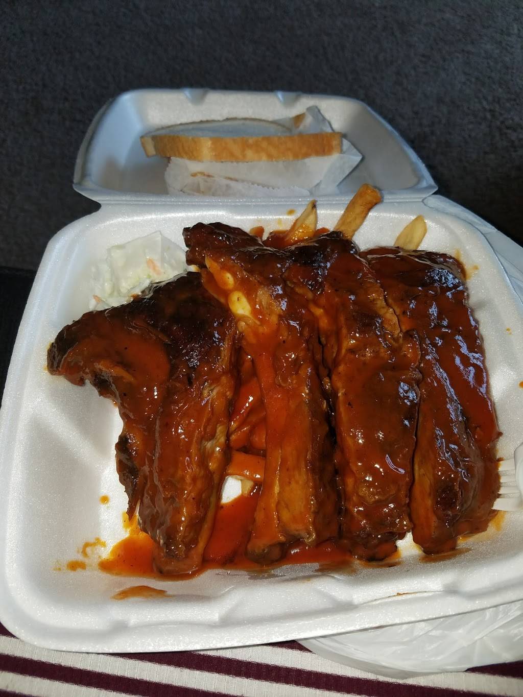 Kims Wings | restaurant | 28242 Chardon Rd, Willoughby Hills, OH 44092, USA | 4402784874 OR +1 440-278-4874