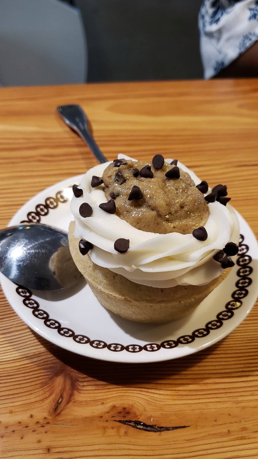 Cashew | restaurant | 149 River St, Chattanooga, TN 37402, USA | 4233555486 OR +1 423-355-5486