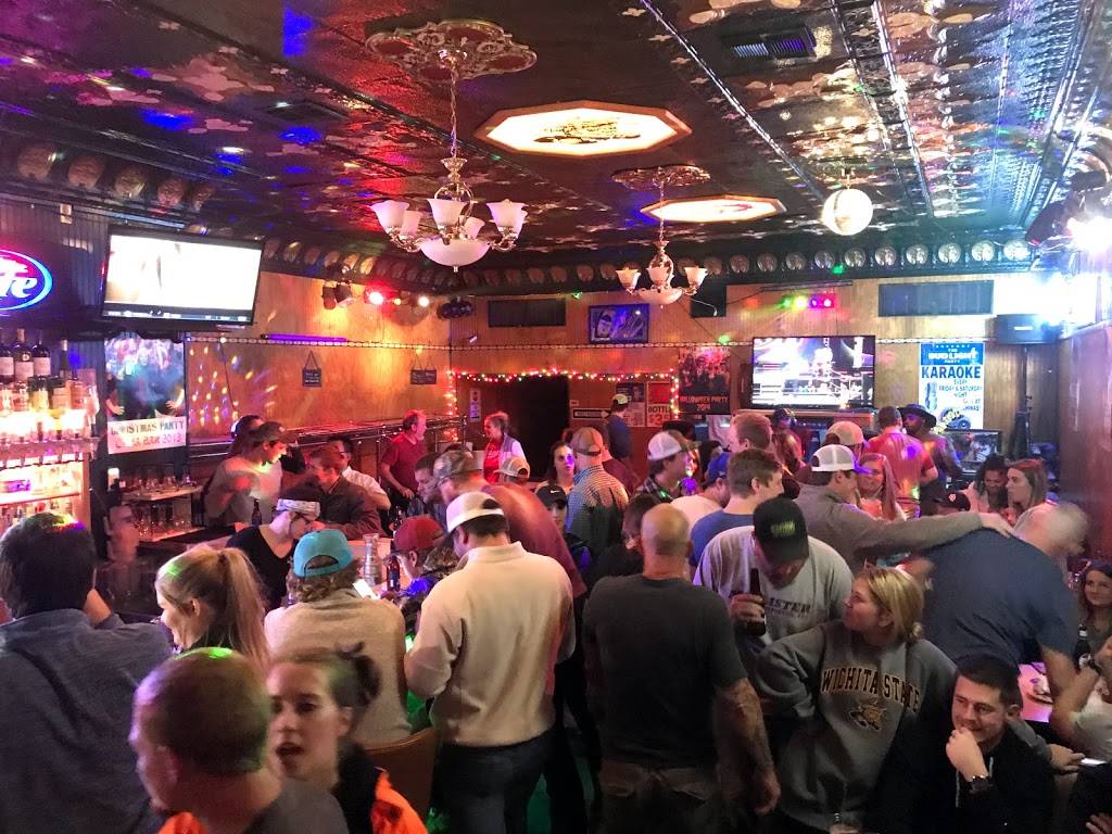 Chinas Bar & Grill | restaurant | 127 N Main St, Cheney, KS 67025, USA | 3165406013 OR +1 316-540-6013