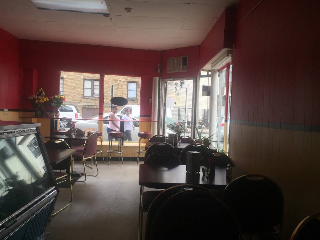 Tio Aurelianos Restaurant | restaurant | 2934, 12 Myrtle Ave, Passaic, NJ 07055, USA | 9738943869 OR +1 973-894-3869