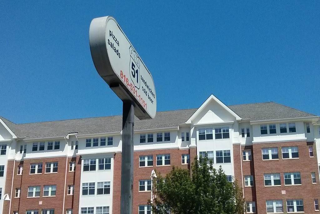 Pizza 51 | restaurant | 5060 Oak St, Kansas City, MO 64112, USA | 8165311151 OR +1 816-531-1151