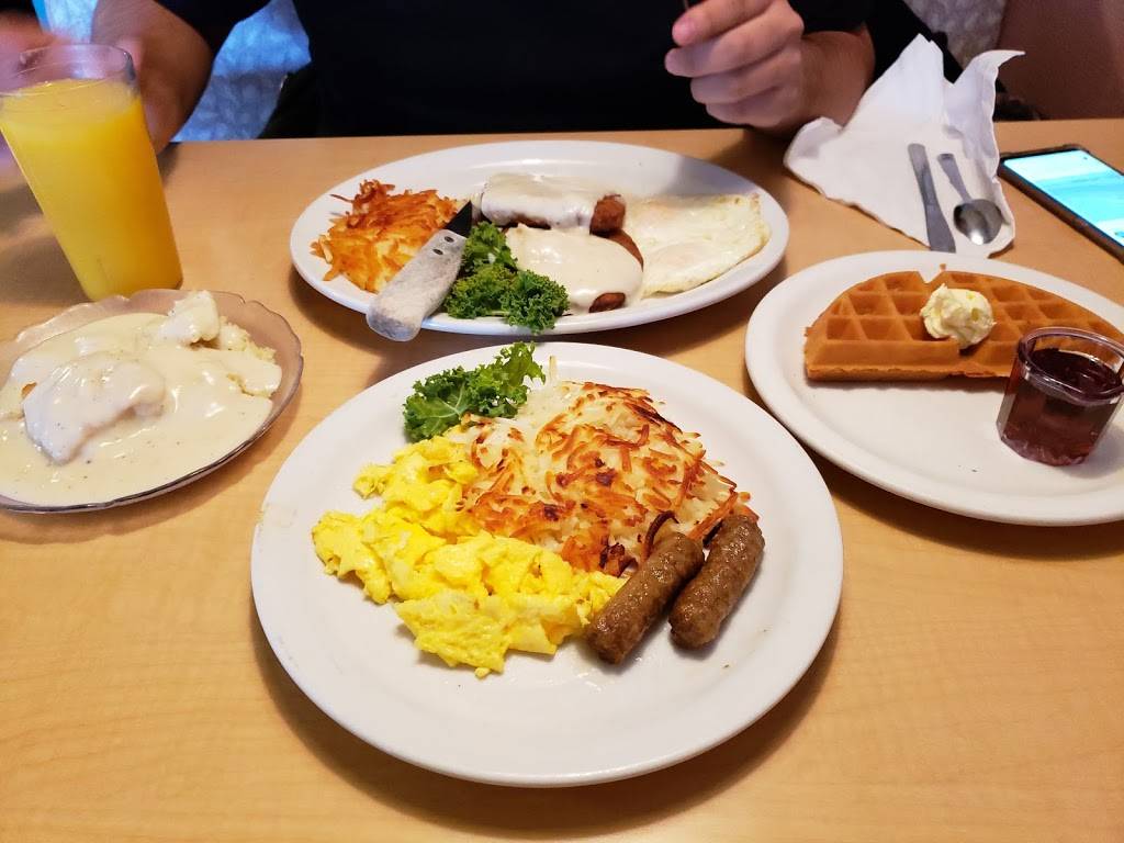 Jebs Blueberry Hill | restaurant | 3851 N Blackstone Ave, Fresno, CA 93726, USA | 5592243700 OR +1 559-224-3700