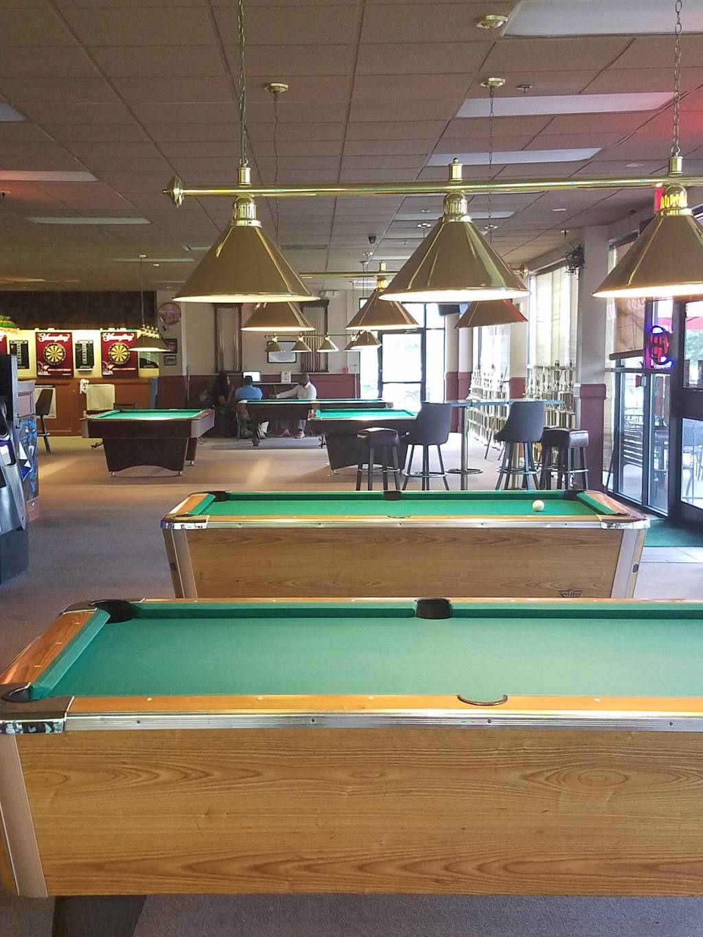 RACKEM PUB & BILLIARDS | restaurant | 1898 Windsor Square Dr A, Matthews, NC 28105, USA | 7048477665 OR +1 704-847-7665