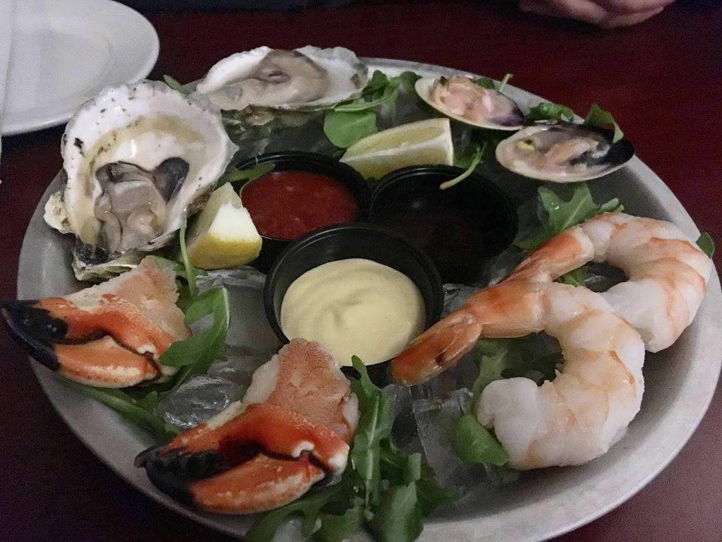 The Drunken Seal | restaurant | 98 Town Neck Rd, Sandwich, MA 02563, USA | 5088880060 OR +1 508-888-0060