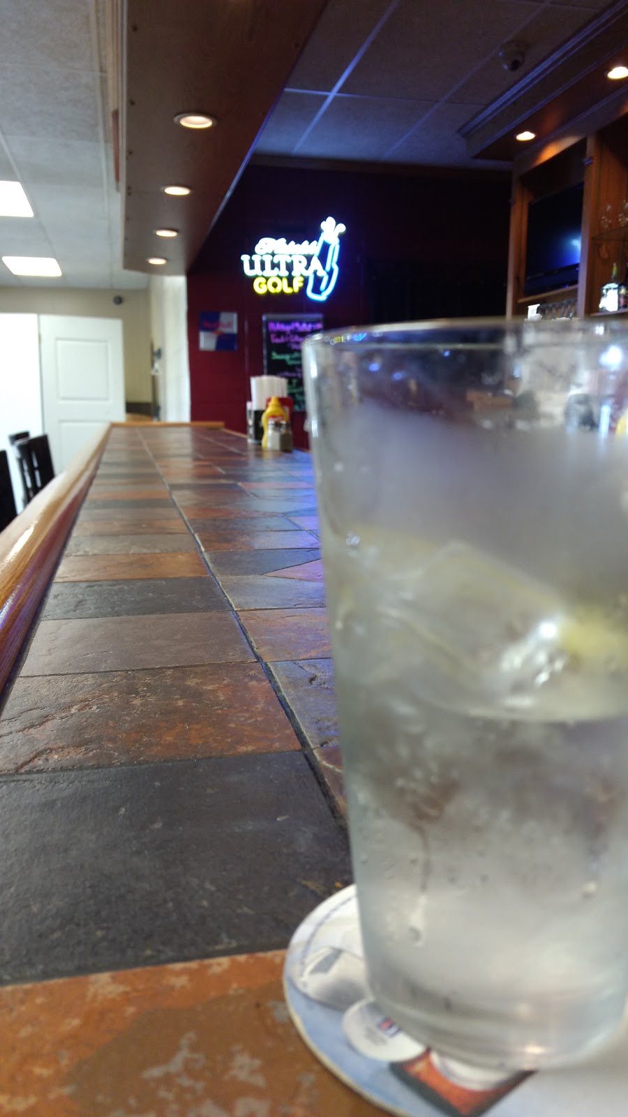 Ford Hill Country Club | restaurant | 4734 NY-26, Whitney Point, NY 13862, USA | 6076928938 OR +1 607-692-8938