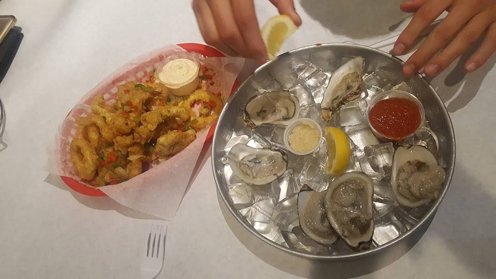 Lees Seafood Boil-Cleveland | restaurant | 2201 Lee Rd, Cleveland Heights, OH 44118, USA | 2164597777 OR +1 216-459-7777