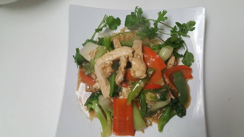 Vietnamese Pho | restaurant | 6729, 14201 S Inglewood Ave, Hawthorne, CA 90250, USA | 4246754596 OR +1 424-675-4596