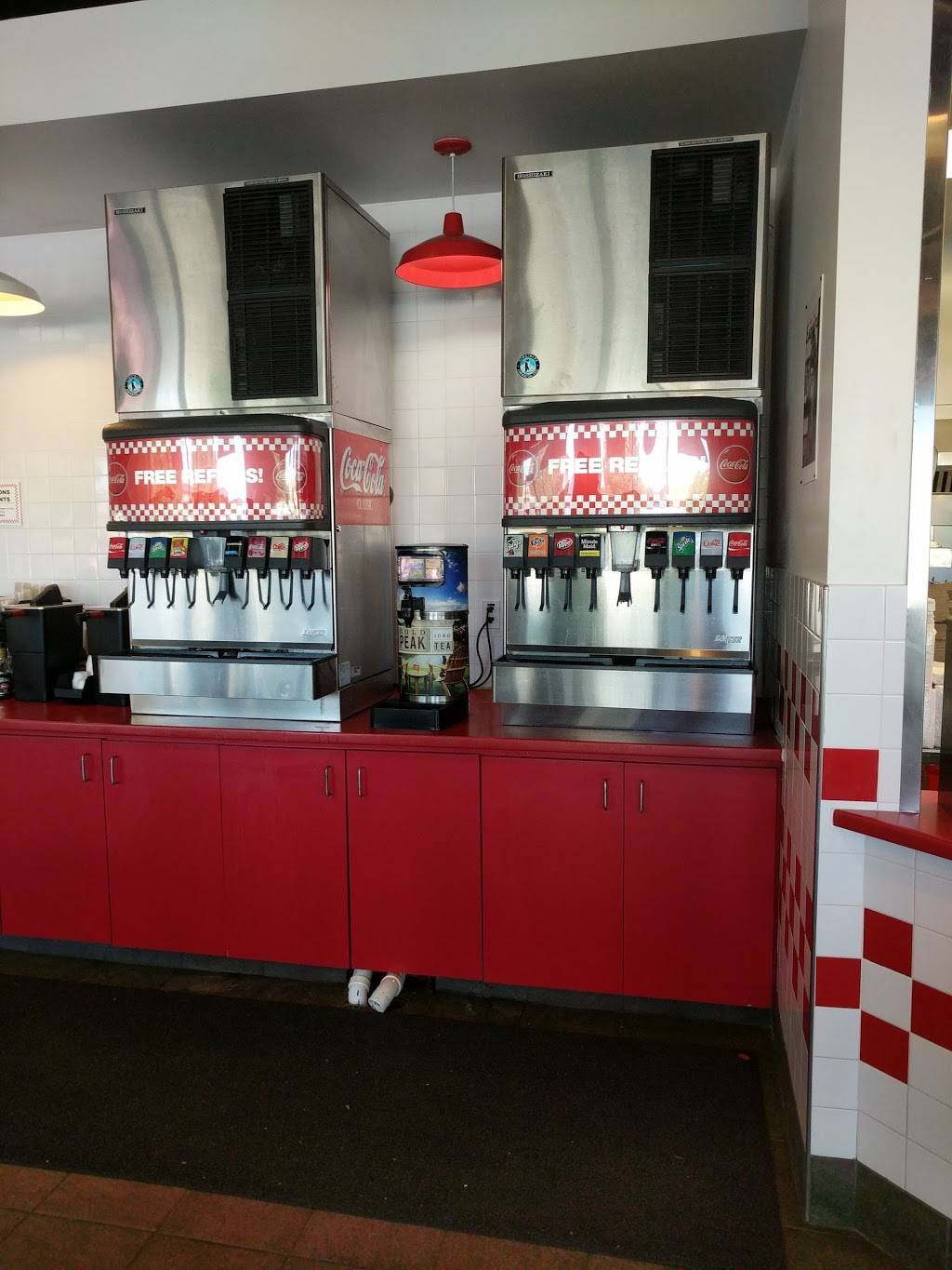 Five Guys | meal takeaway | 9635 Riverside Pkwy, Tulsa, OK 74137, USA | 9182965509 OR +1 918-296-5509