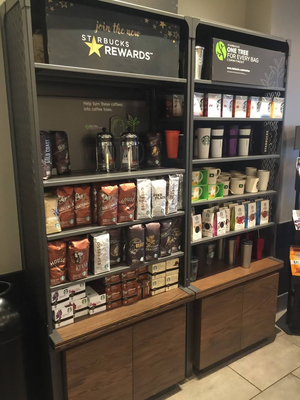 Starbucks | cafe | 1611 E Channel Islands Blvd, Oxnard, CA 93033, USA | 8052470113 OR +1 805-247-0113