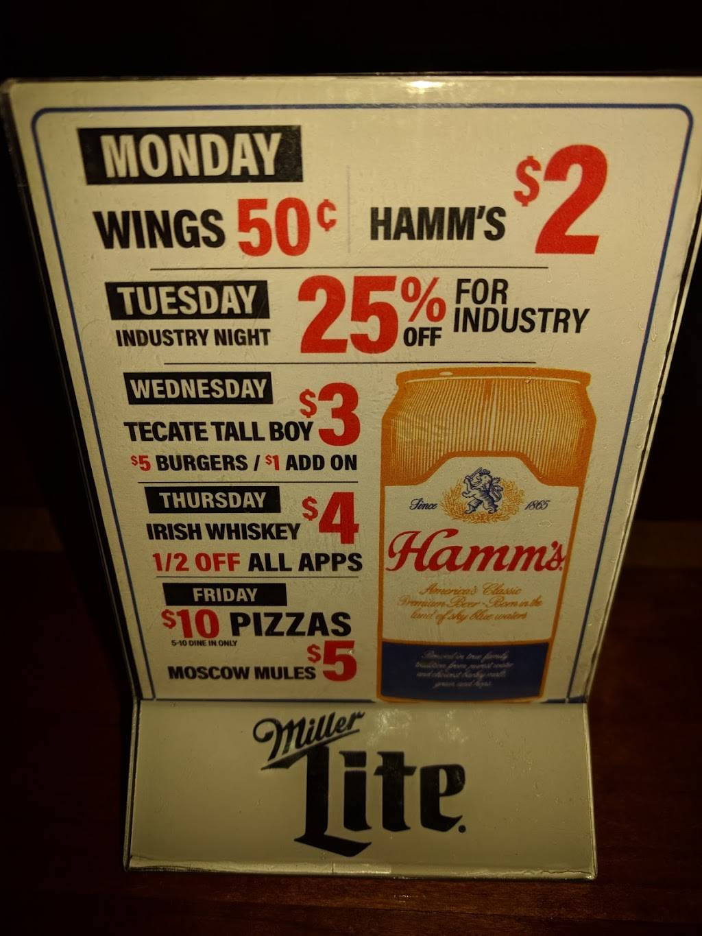 Dernos | restaurant | 506 W Diversey Pkwy, Chicago, IL 60614, USA | 7738573376 OR +1 773-857-3376