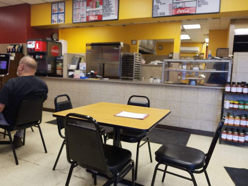 Stellos Pizzeria | restaurant | 3 Creighton Russellton Rd, Tarentum, PA 15084, USA | 7242652463 OR +1 724-265-2463