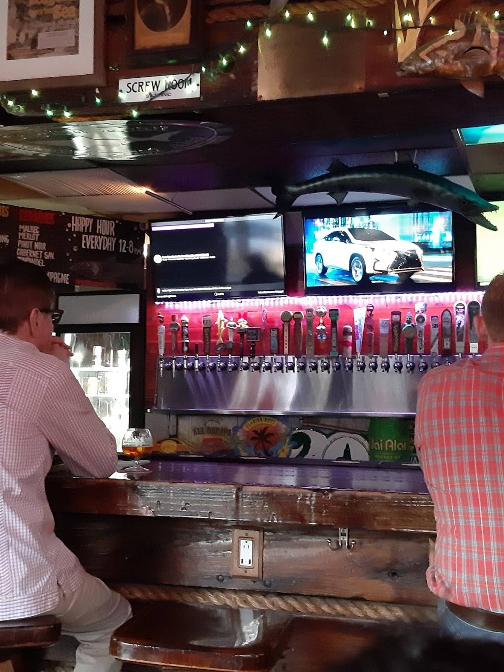 Barracuda Taphouse & Grill | night club | 3035 Fuller St, Miami, FL 33133, USA | 3059189013 OR +1 305-918-9013