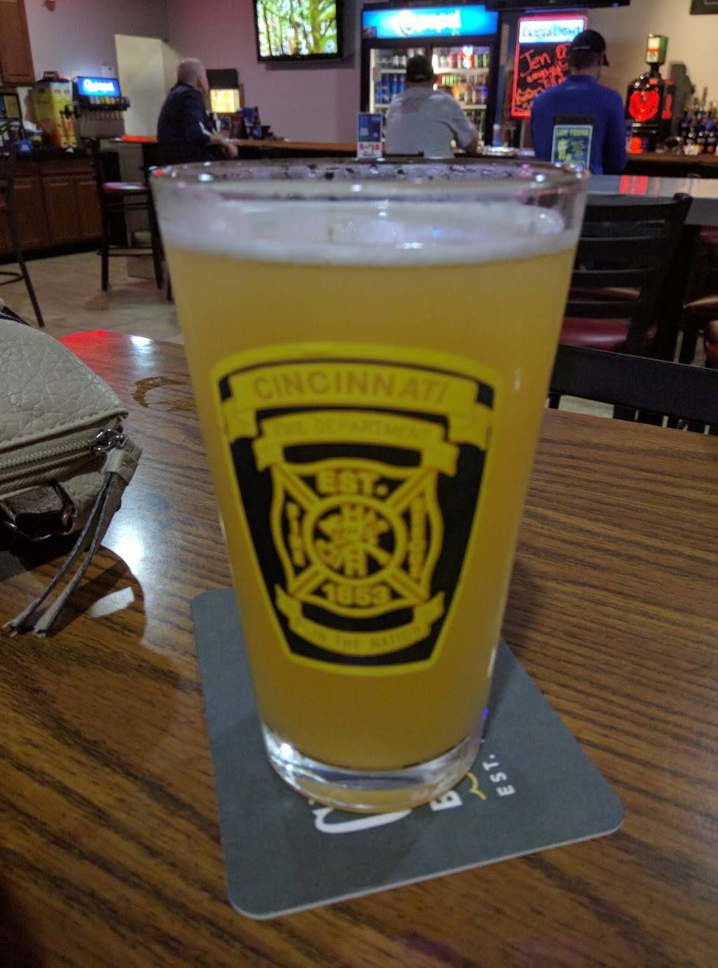 Westside Sports Bar & Grill | restaurant | 6701 Ruwes Oak Dr, Cincinnati, OH 45248, USA | 5135742345 OR +1 513-574-2345