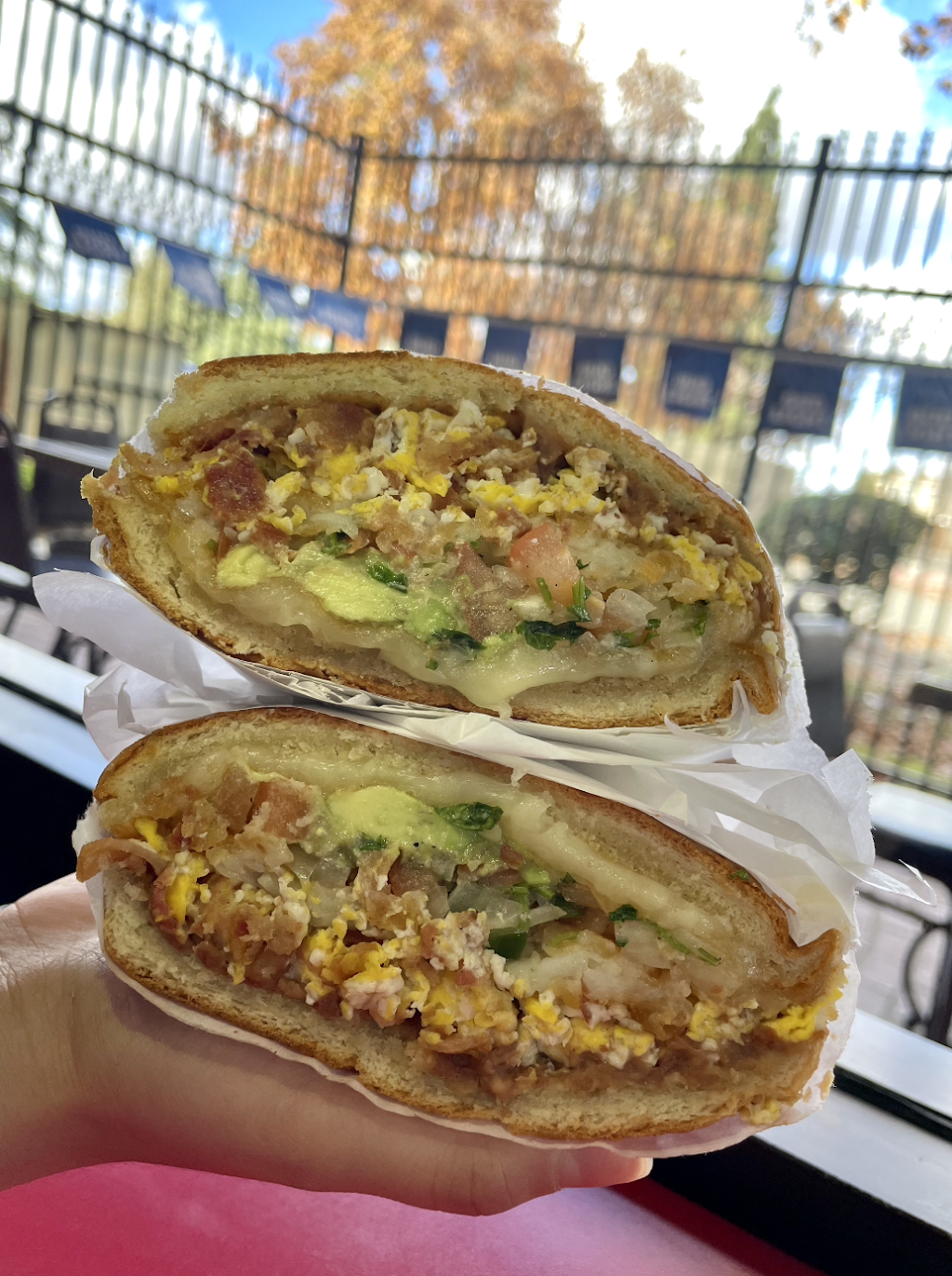 Mr. Avocados Mexican Asada Grill | restaurant | 5430 Olive Dr, Bakersfield, CA 93308, USA | 6618296009 OR +1 661-829-6009