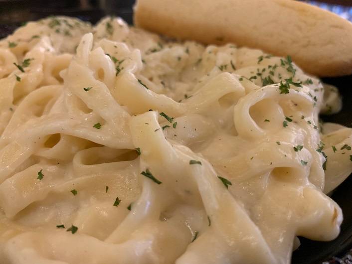 Louies Italian Restaurant | restaurant | 104 57th Ave, Orlando, FL 32819, USA | 4073638000 OR +1 407-363-8000