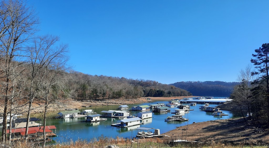 Flat Hollow Marina & Resort | restaurant | 185 Flat Hollow Rd Dock Circle, Speedwell, TN 37870, USA | 4235628314 OR +1 423-562-8314