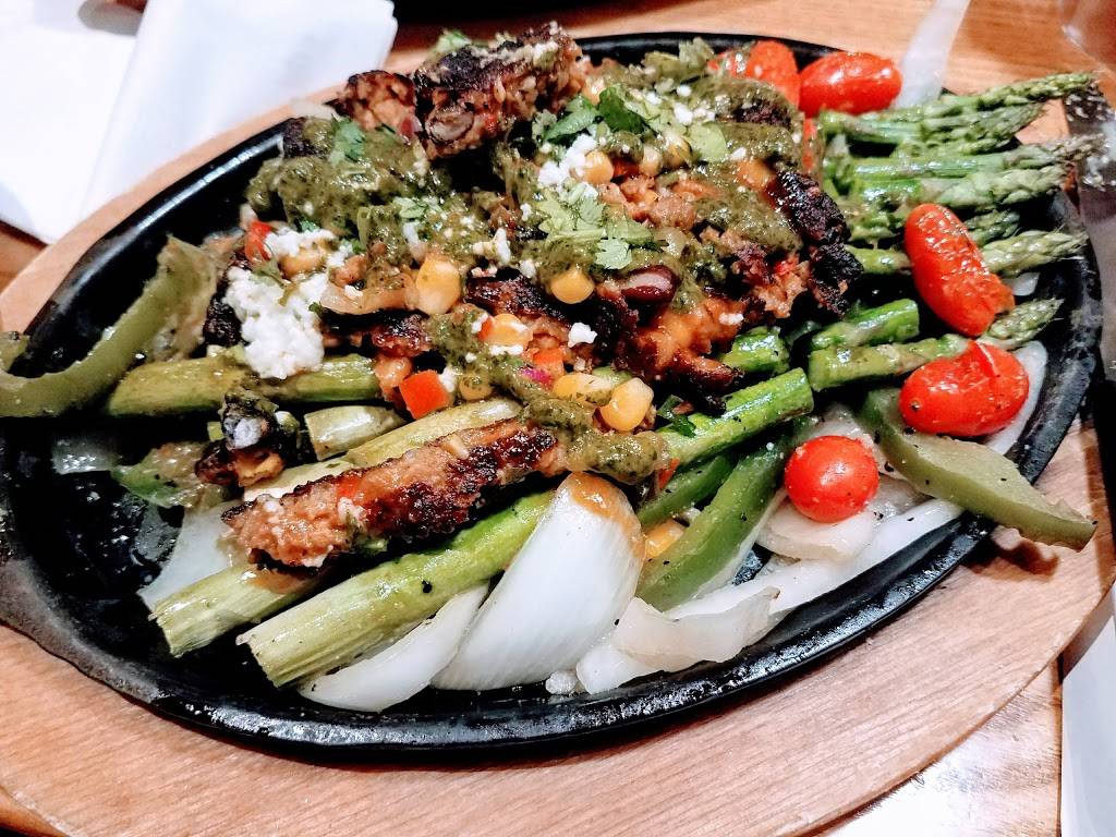 Chilis Grill & Bar | meal takeaway | 253 Tunnel Rd, Asheville, NC 28805, USA | 8282524999 OR +1 828-252-4999