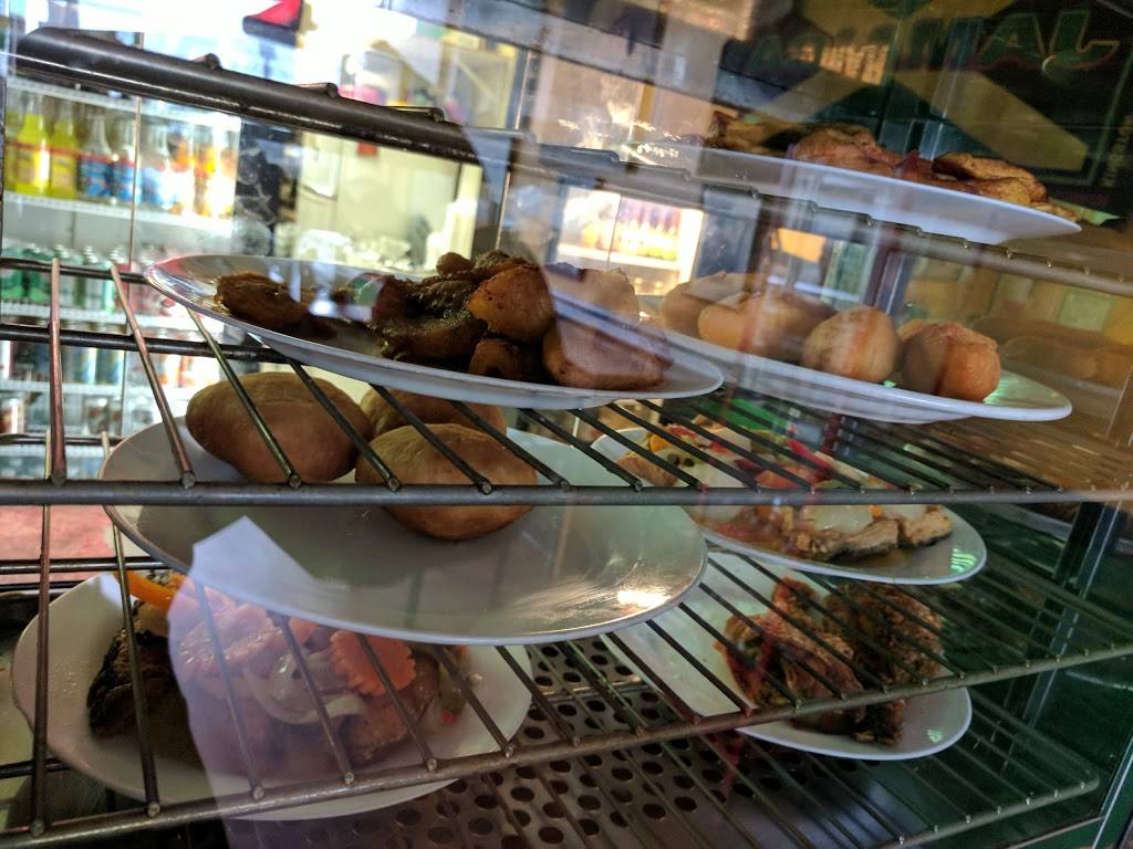 Spice Is Rite | restaurant | 2179 Lawrence Ave E, Scarborough, ON M1P 2P5, Canada | 6474307732 OR +1 647-430-7732