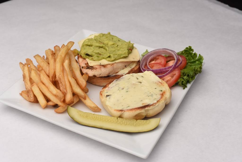 Bobbers Island Grill | restaurant | 750 Wisconsin Dells Pkwy S, Wisconsin Dells, WI 53965, USA | 6082541800 OR +1 608-254-1800