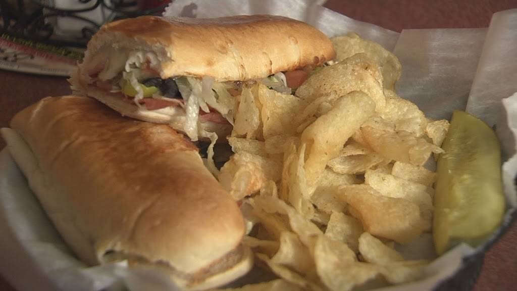 Brunos Bar & Deanos Pizza | meal delivery | 226 N Clinton Ave, St Johns, MI 48879, USA | 9892244184 OR +1 989-224-4184