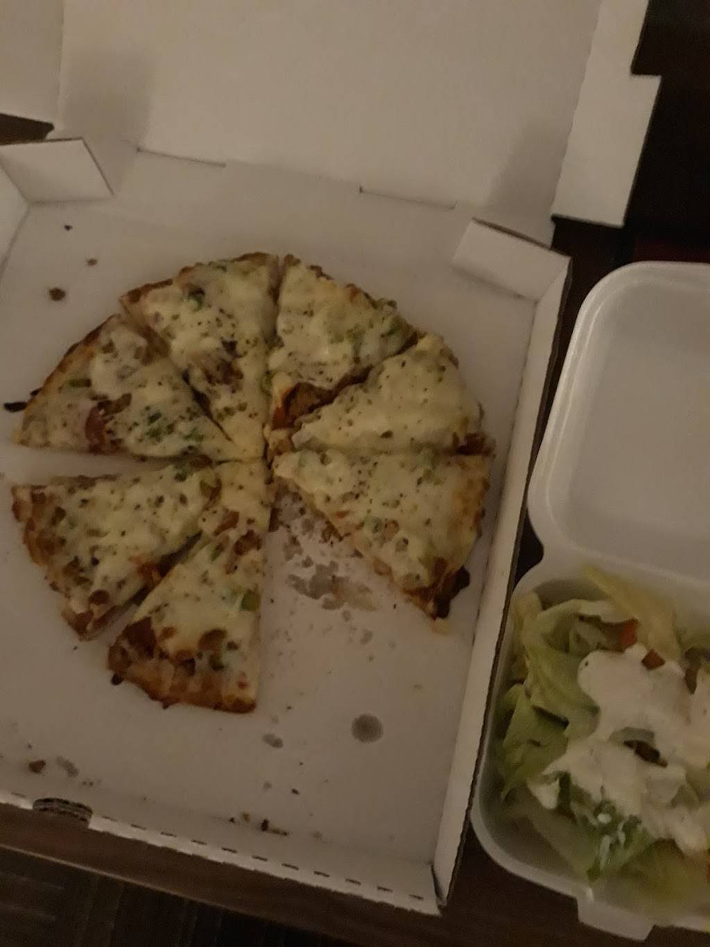 Pizza Shack | meal delivery | 208 W Campbell St, Edinburgh, IN 46124, USA | 8125265472 OR +1 812-526-5472