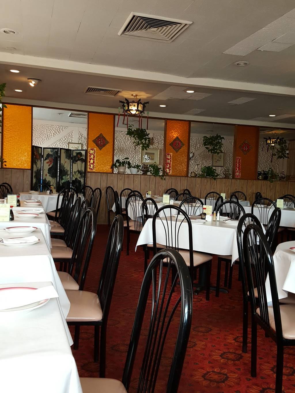Peking Duck Restaurant | restaurant | 7531 Richmond Hwy, Alexandria, VA 22306, USA | 7037682774 OR +1 703-768-2774