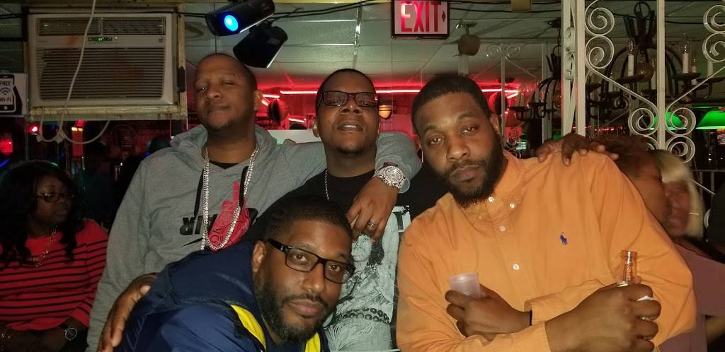 Reubens Marc | restaurant | 8131 Stenton Ave, Philadelphia, PA 19150, USA | 2152471606 OR +1 215-247-1606