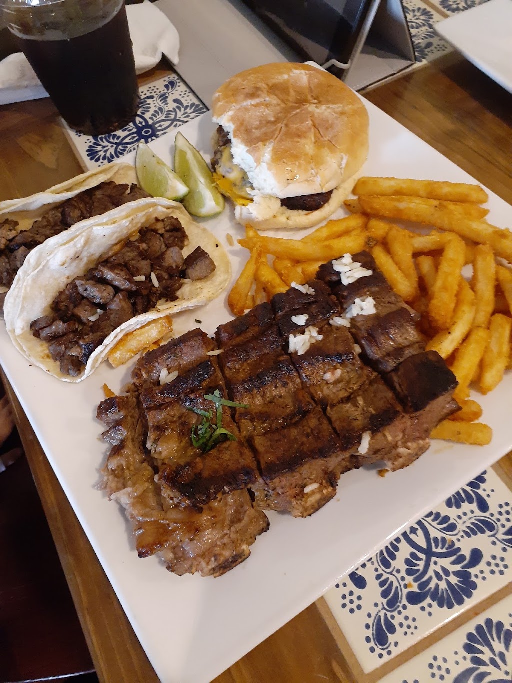 La Hacienda | restaurant | 150 Meridian St #150, Boston, MA 02128, USA | 6175613737 OR +1 617-561-3737