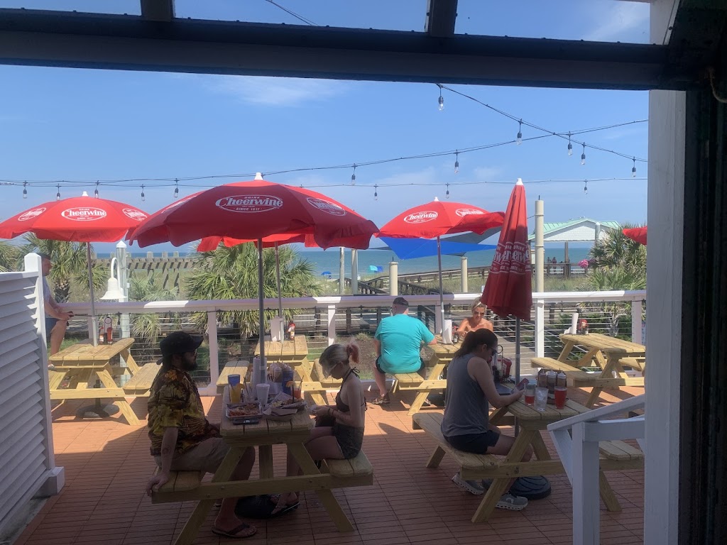 Sunny Daze Smokehouse | restaurant | 9 Pavilion Ave S, Carolina Beach, NC 28428, USA | 9106363111 OR +1 910-636-3111