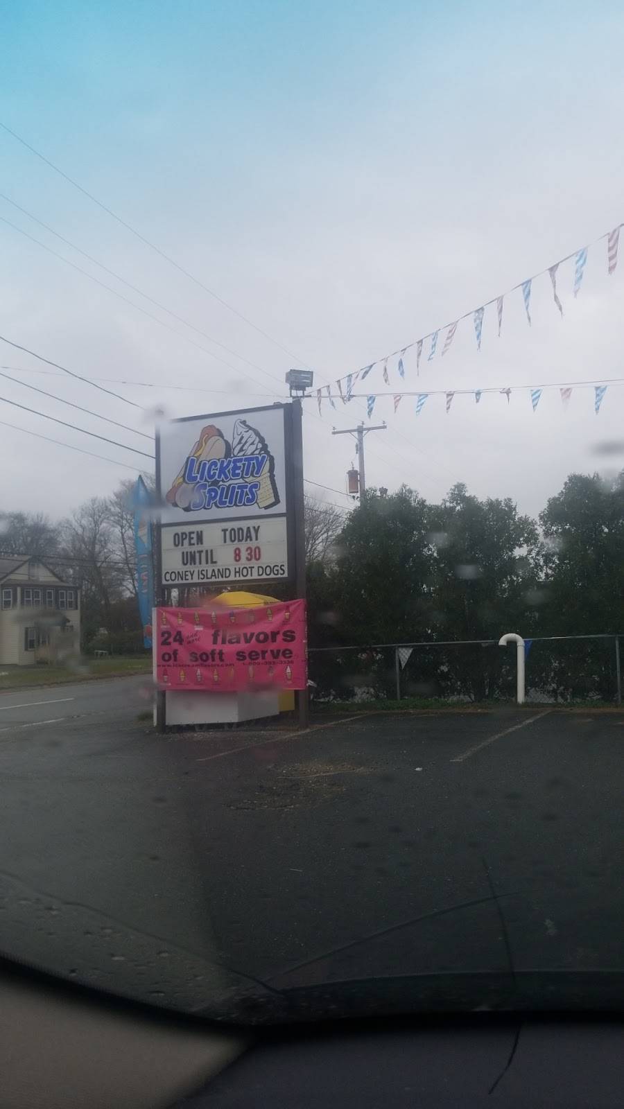 Lickety Splits | restaurant | 719 State Rd, Westport, MA 02790, USA | 5086762163 OR +1 508-676-2163