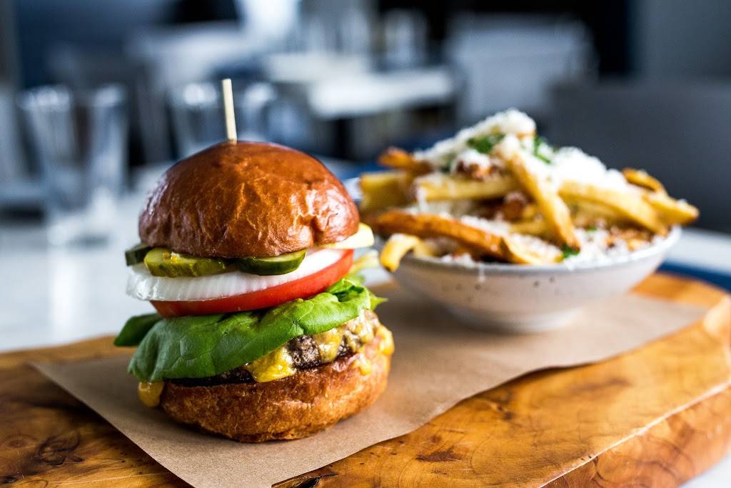 The Watch Rooftop Kitchen and Spirits | restaurant | 79 Wentworth St, Charleston, SC 29401, USA | 8435185115 OR +1 843-518-5115