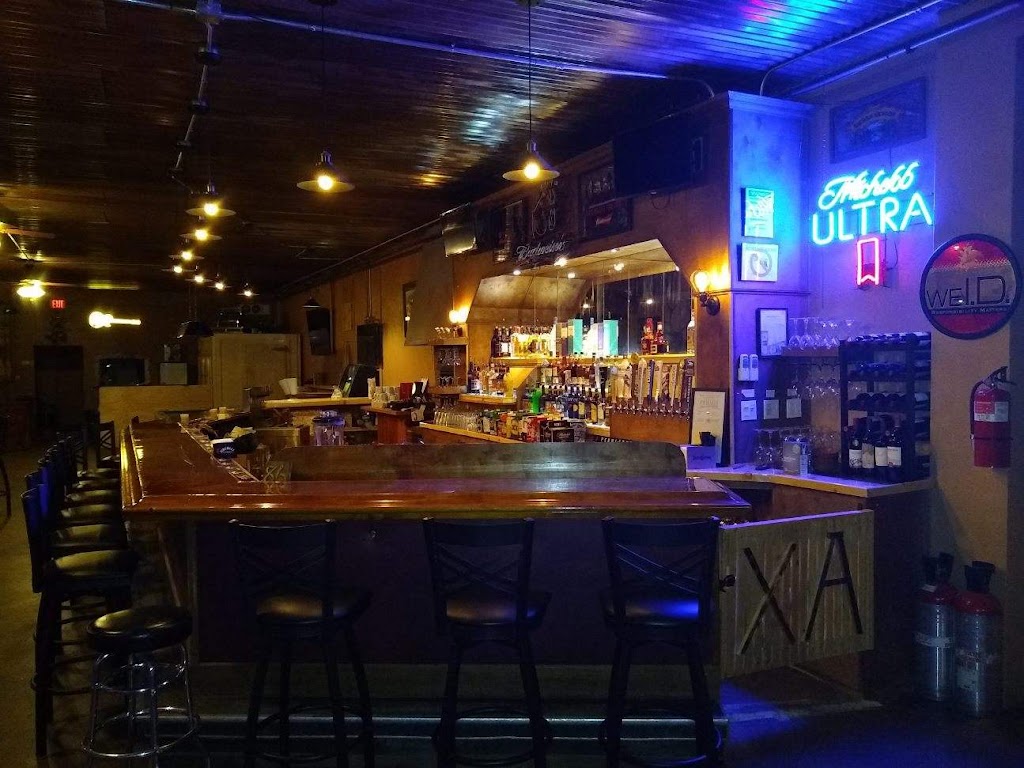 XA Bar & Grill | restaurant | 18 W Main St, Springerville, AZ 85938, USA | 9283330333 OR +1 928-333-0333