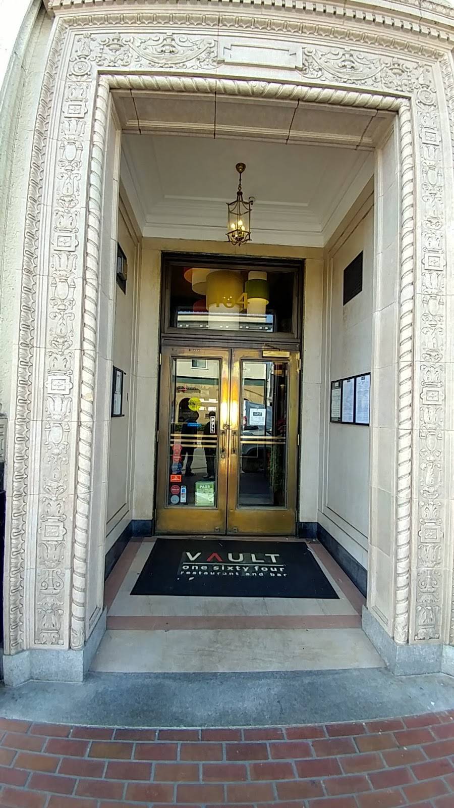 Vault 164 Restaurant and Bar | restaurant | 164 S B St, San Mateo, CA 94401, USA | 6503488164 OR +1 650-348-8164