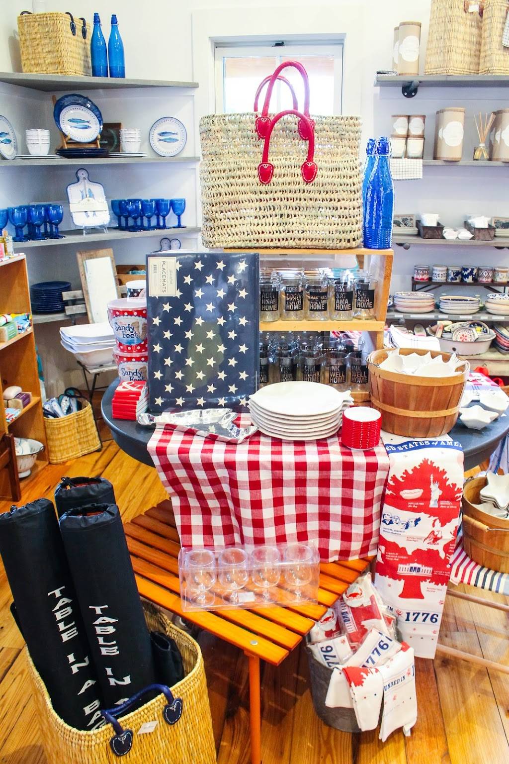 Katama General Store | meal takeaway | 170 Katama Rd, Edgartown, MA 02539, USA | 5086275071 OR +1 508-627-5071