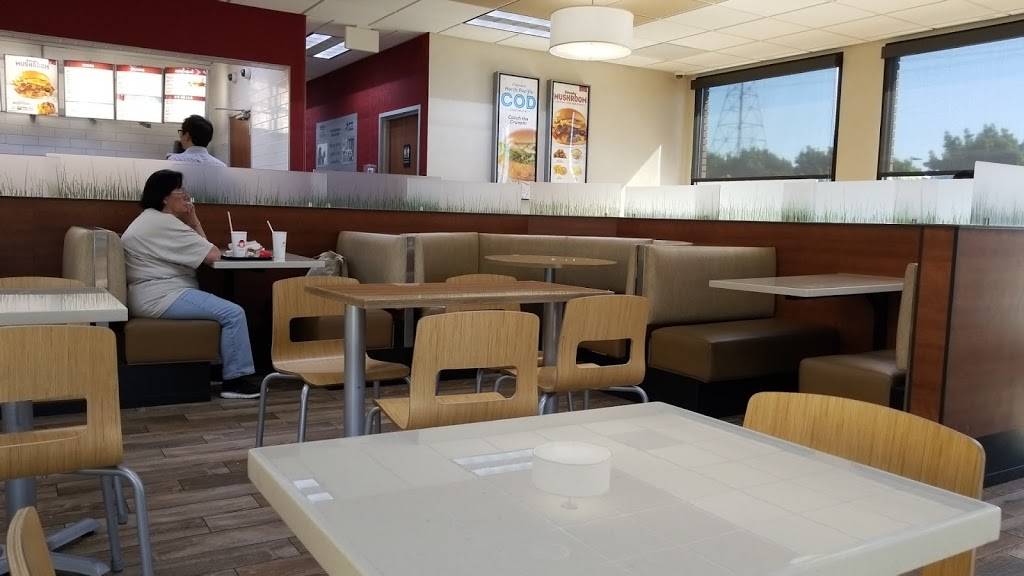 Wendys | restaurant | 17420 S Western Ave, Gardena, CA 90248, USA | 3103277707 OR +1 310-327-7707