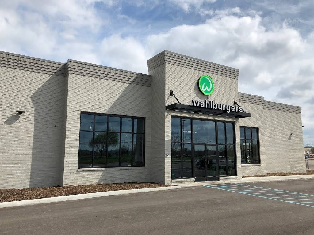 Wahlburgers | restaurant | 21200 Penn St, Taylor, MI 48180, USA | 3132097440 OR +1 313-209-7440