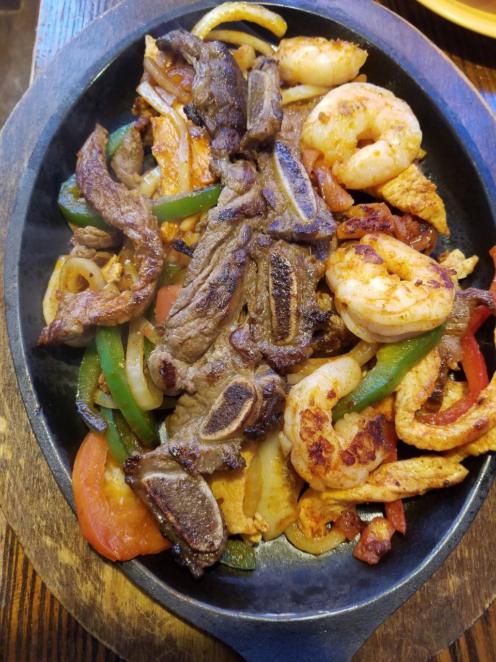 Los Potrillos Restaurant | restaurant | 9120 N Interstate Hwy 35, Austin, TX 78753, USA | 5124901655 OR +1 512-490-1655