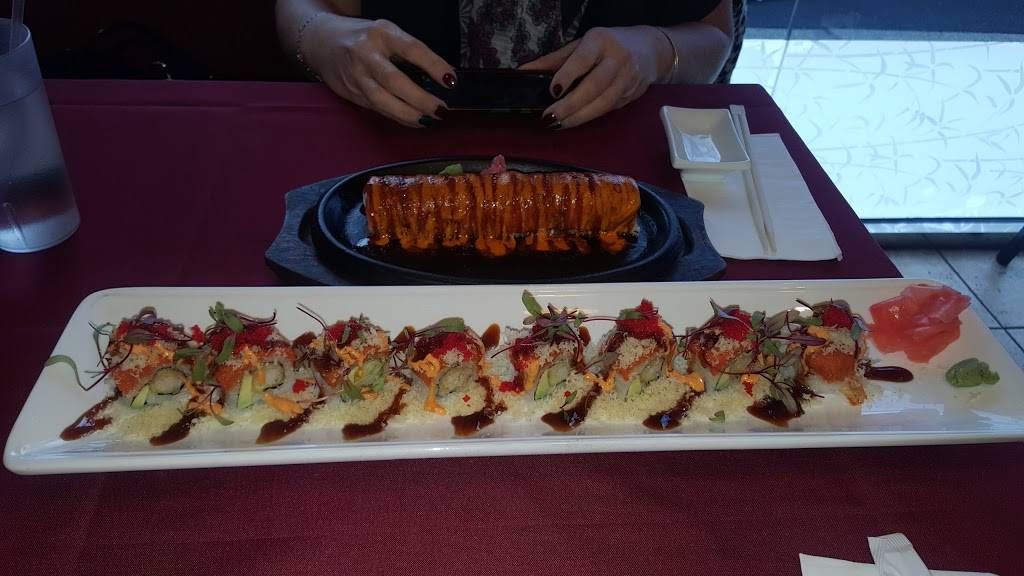 Ms. Sushi | restaurant | 494 Kinderkamack Rd, River Edge, NJ 07661, USA | 2015239090 OR +1 201-523-9090