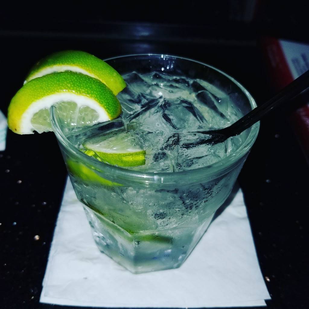 Players Sports Bar & Grill | restaurant | 5280 FL-7, Fort Lauderdale, FL 33319, USA | 9547330990 OR +1 954-733-0990