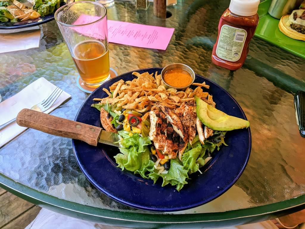 Northampton Brewery | restaurant | 11 Brewster Ct, Northampton, MA 01060, USA | 4135849903 OR +1 413-584-9903