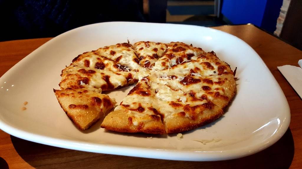 Boston Pizza | restaurant | 934 Niagara St, Welland, ON L3C 1M3, Canada | 9057141647 OR +1 905-714-1647