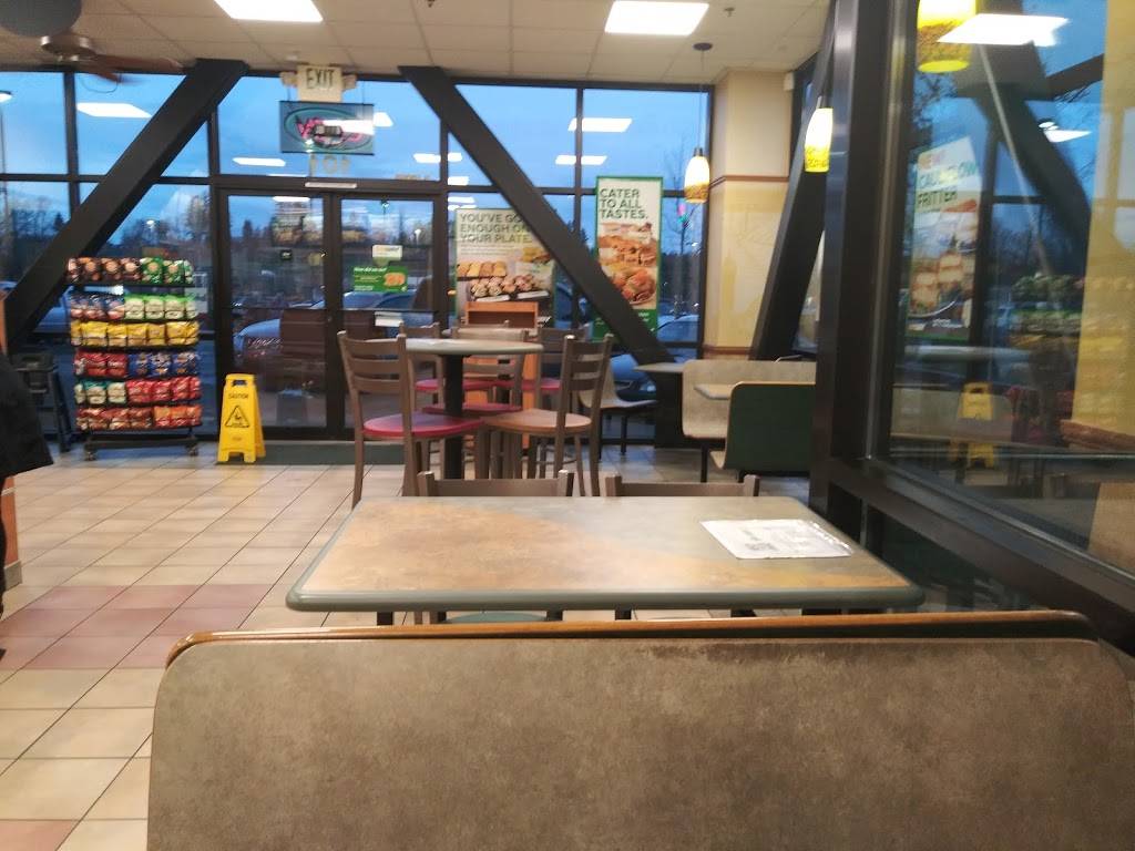 Subway | meal takeaway | 14090 Fryelands Blvd SE Suite 101, Monroe, WA 98272, USA | 3608639492 OR +1 360-863-9492