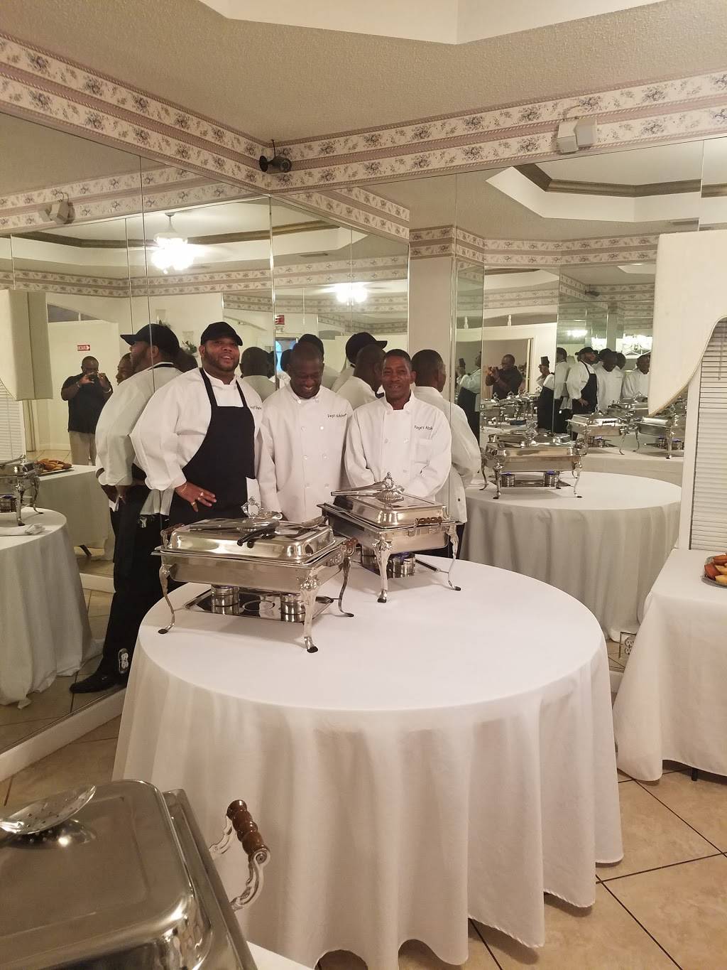 Fayes Kitchen | restaurant | 6910 Grierson St, Moss Point, MS 39563, USA | 2284758658 OR +1 228-475-8658